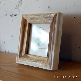 PHOTO FRAME EIDA フォトフレーム 写真立て 壁掛け ウッド 木製 おしゃれ 結婚祝い かわいい アンティーク インテリア オブジェ 記念日 置物 真鍮 ホワイト 白 ベージュ アイボリー ナチュラル 北欧 モダン レトロ 玄関 プレゼント ギフト 縁起物 正方形