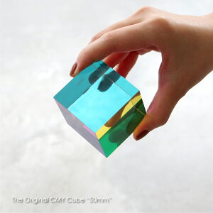 The Original CMY Cube g50mmh L[u lp   IuWF 킢 i` k _ u  g AeB[N CeA  AN C } y[p[E