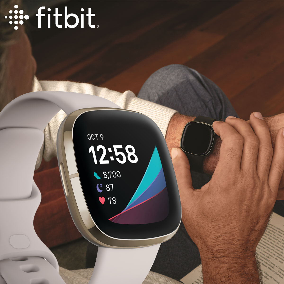 送料無料お手入れ要らず Fitbit Luxe トラッカー ルナホワイト ソフトゴールド 5日間以上のバッテリーライフ スマートウォッチ 