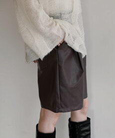 ハーフパンツ 女性 レディース ショートパンツ shetila 膝上 短パン タック ワイド ショーツ イージーパンツ 春 夏 秋 20代/30代/40代 おしゃれ 大人 大きめ 大きいサイズ 高身長 キュロット ツイル フェイク レザー 合皮 合成皮革 フェイクスエード