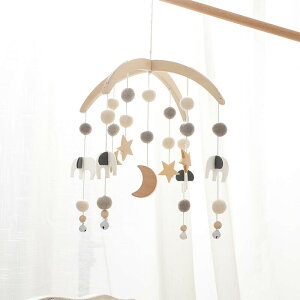 ベッドメリー ベビー メリー モビール 木製 赤ちゃんメリー ハンドメイド 星と月型 風鈴 キッズベッド 吊り下げ式 赤ちゃん ベッド飾り 撮影道具 出産祝い プレゼント 知育寝具