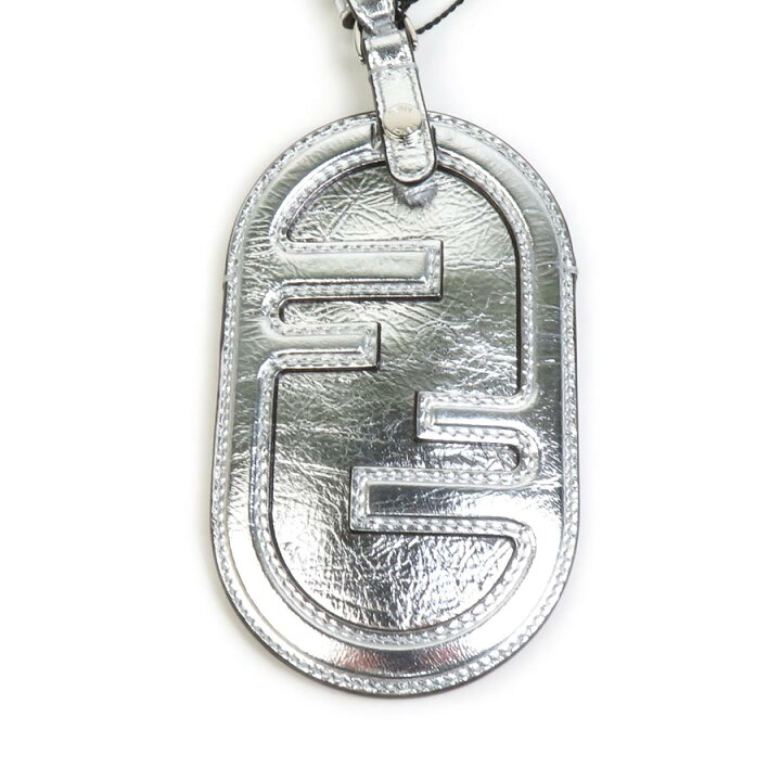 楽天市場】フェンディ FENDI バッジホルダー レザー シルバー ユニ  