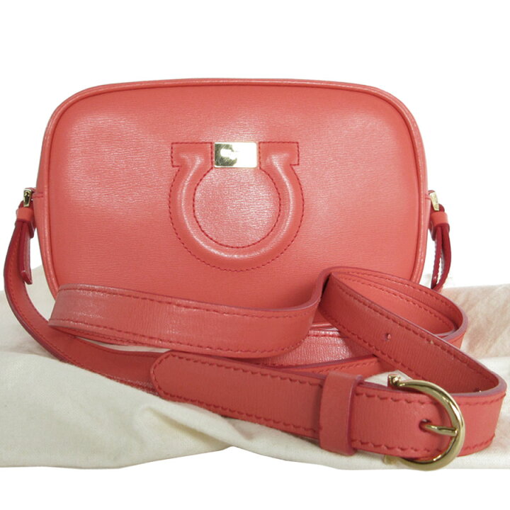 サルヴァトーレフェラガモ Salvatore Ferragamo ショルダーバッグ  