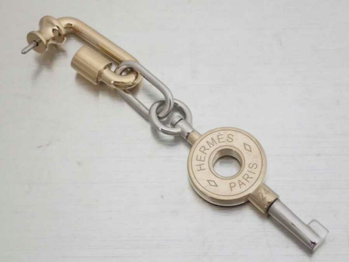 楽天市場】エルメス HERMES ピアス ロゴ キュリオジテ ゴールドx  