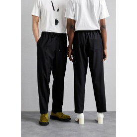 マルタンマルジェラ メンズ カジュアルパンツ ボトムス PANTS UNISEX - Trousers - black