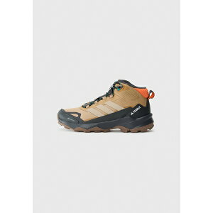 �A�f�B�_�X �e���b�N�X �����Y �n�C�L���O �X�|�[�c TERREX SKYCHASER AX5 GTX - Hiking shoes - cardboard/blanch cargo/semi impact orange