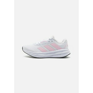 AfB_X fB[X tBbglX X|[c GALAXY 7 - Road running shoes - footwear white/clear pink/core black