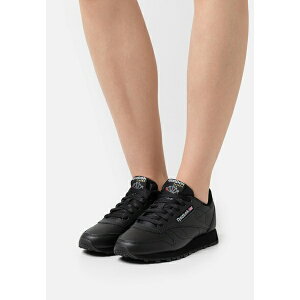���[�{�b�N ���f�B�[�X �X�j�[�J�[ �V���[�Y CLASSIC LEATHER TRAINERS - Trainers - black
