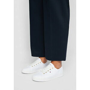 g~[ qtBK[ fB[X Xj[J[ V[Y ESSENTIAL NAUTICAL - Trainers - white