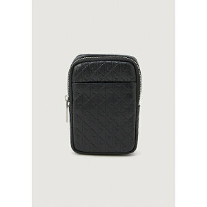 JoNC fB[X z ANZT[ EMBOSSED EMBLEM BAG TAG UNISEX - Wallet - black
