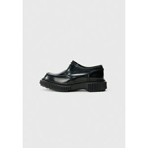 Af[ fB[X T_ V[Y TYPE 181 UNISEX - Lace-ups - black