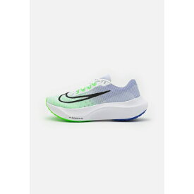 ナイキ メンズ バスケットボール スポーツ ZOOM FLY 5 - Neutral running shoes - white/black/green strike/racer blue