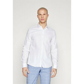 カルバンクライン メンズ シャツ トップス TONAL STRUCTURE SLIM SHIRT - Formal shirt - bright white