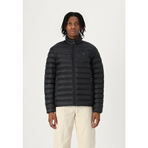 g~[ qtBK[ Y WPbgu] AE^[ CORE PACKABLE RECYCLED JACKET - Light jacket - black