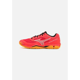ミズノ メンズ バスケットボール スポーツ WAVE PHANTOM 3 - Handball shoes - radiant red/white/carrot curl