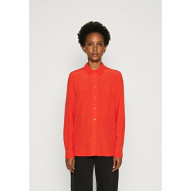 トミー ヒルフィガー レディース シャツ トップス FLUID SHIRT - Button-down blouse - fierce red