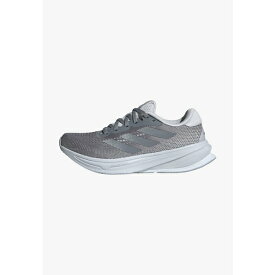 アディダス レディース フィットネス スポーツ SUPERNOVA RISE - Neutral running shoes - grey silver metallic dash grey