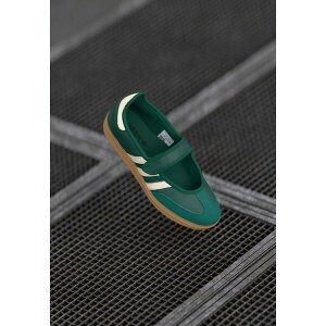 �A�f�B�_�X�I���W�i���X ���f�B�[�X �T���_�� �V���[�Y SAMBA JANE - Ankle strap ballet pumps - collegiate green/cream white