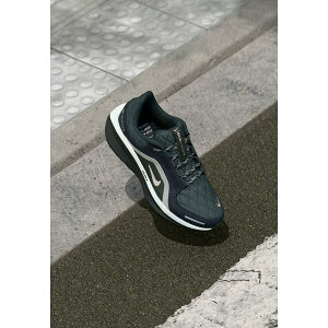 �i�C�L ���f�B�[�X �t�B�b�g�l�X �X�|�[�c AIR WINFLO11 - Road running shoes - dark obsidian/silt red/anthracite/pure platinum-coloured/burgundy ash