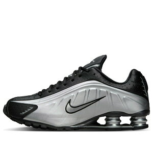 Nike �i�C�L �����Y �X�j�[�J�[ �yNike Shox R4 'Metallic Silver Black' HQ1988-007�z �T�C�Y US_12.5(30.5cm)