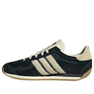 adidas �A�f�B�_�X ���f�B�[�X �X�j�[�J�[ �y(WMNS) adidas Country 'Core Black Cloud White' JQ0545�z �T�C�Y US_9(26.0cm)