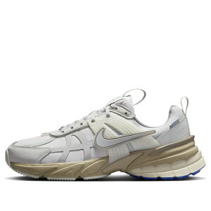 Nike �i�C�L ���f�B�[�X �X�j�[�J�[ �y(WMNS) Nike V2K Run Gore-Tex 'Light Iron Ore Khaki' FZ2622-002�z �T�C�Y US_W_14.5