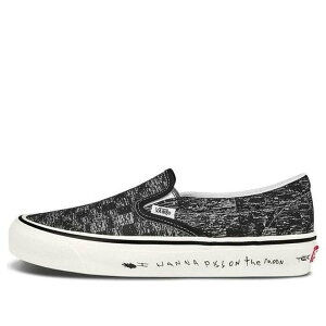 Vans �o���Y �����Y �X�j�[�J�[ �yVans Raised By Wolves x OG Classic Slip-On LX 'TV Static' VN0A45JK00T�z �T�C�Y US_7(25.0cm)
