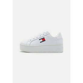 トミーヒルフィガー レディース スニーカー シューズ Trainers - white