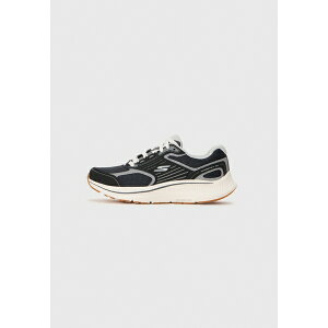 XPb`[Y Y Xj[J[ V[Y GO RUN CONSISTENT 2.0 - Trainers - black/white