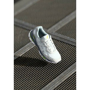 �A�V�b�N�X �����Y �X�j�[�J�[ �V���[�Y GEL NYC UNISEX - Trainers - white/glacier grey