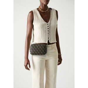 QX fB[X V_[obO obO NOELLE CROSSBODY CAMERA - Cross body bag - brown