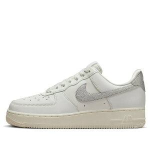 Nike �i�C�L ���f�B�[�X �X�j�[�J�[ White �y(WMNS) Nike Air Force 1 '07 Essential 'Silver Swoosh' DQ7569-100�z �T�C�Y US_8(25.0cm)