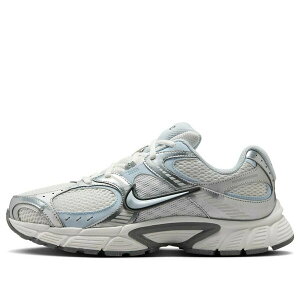 Nike �i�C�L ���f�B�[�X �X�j�[�J�[ Summit White/Blue Tint/Photon Dust/Smoke Grey �y(WMNS) Nike V5 RNR 'Summit White Blue Tint' HQ7901-103�z �T�C�Y US_7(24.0cm)
