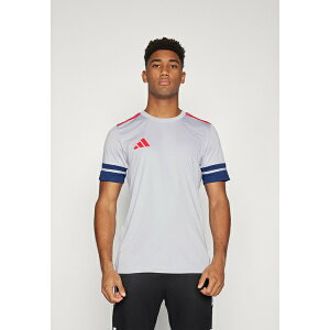 AfB_X Y T_ V[Y SQUADRA25 SHORT SLEEVE - Sports T-shirt - glory grey/team navy blue /pure ruby