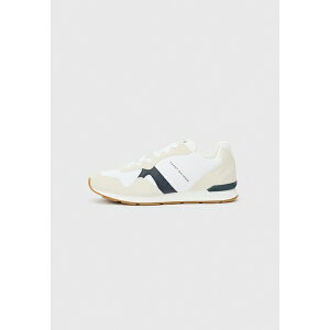 �g�~�[ �q���t�B�K�[ �����Y �X�j�[�J�[ �V���[�Y RUNNER ICON MIX - Trainers - white