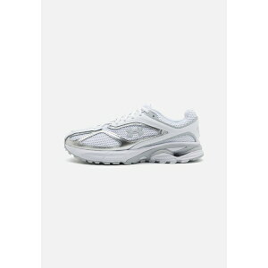 A_[A[}[ fB[X ejX X|[c HOVR APPARITION - Training shoe - white