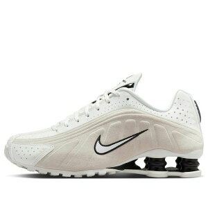 Nike �i�C�L ���f�B�[�X �X�j�[�J�[ �y(WMNS) Nike Shox R4 'Summit White Light Orewood Brown' HQ7739-100�z �T�C�Y US_9.5(26.5cm)