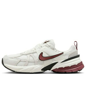 Nike �i�C�L ���f�B�[�X �X�j�[�J�[ �y(WMNS) Nike V2K Run SE 'White Black Team Red' HQ3500-100�z �T�C�Y US_7(24.0cm)
