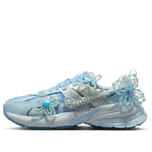 Nike �i�C�L ���f�B�[�X �X�j�[�J�[ �y(WMNS) Nike x Susan Fang V2K Run 'Baby Blue' IB7426-400�z �T�C�Y US_9.5(26.5cm)