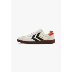 ヒュンメル レディース スニーカー シューズ VM78 CPH MS UNISEX - Trainers - white black red