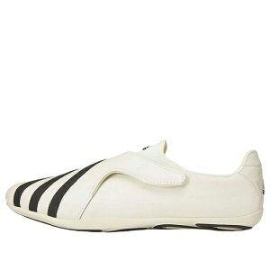 adidas �A�f�B�_�X �����Y �X�j�[�J�[ �yadidas x Pharrell Williams Vario Flat Earther 'Cloud White Core Black' KI7668�z �T�C�Y US_6(24.0cm)