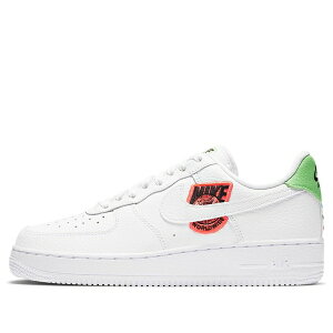 Nike �i�C�L ���f�B�[�X �X�j�[�J�[ White/Flash Crimson/Green Strike/Black �y(WMNS) Nike Air Force 1 '07 SE 'Worldwide Pack - Flash Crimson' CT1414-100�z �T�C�Y US_7.5(24.5cm)