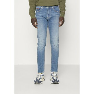 g~[qtBK[ Y fjpc {gX AUSTIN SLIM TAPERED - Jeans Tapered Fit - denim light