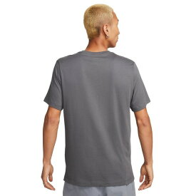 ナイキ メンズ Tシャツ トップス Men's Sportswear Athletic-Fit Air Max Logo Graphic T-Shirt Iron Grey