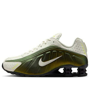 Nike �i�C�L ���f�B�[�X �X�j�[�J�[ Sail/Off Noir/Light Lemon Twist �y(WMNS) Nike Shox R4 'Sail Light Lemon Twist' IB8062-133�z �T�C�Y US_7(24.0cm)