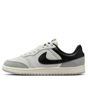 Jordan �W���[�_�� ���f�B�[�X �X�j�[�J�[ �y(WMNS) Air Jordan Skyline Low 'Summit White Black Smoke Grey' IQ0704-101�z �T�C�Y US_W_10