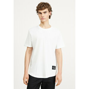 �J���o���N���C�� �����Y T�V���c �g�b�v�X BADGE TURN UP SLEEVE - Basic T-shirt - white