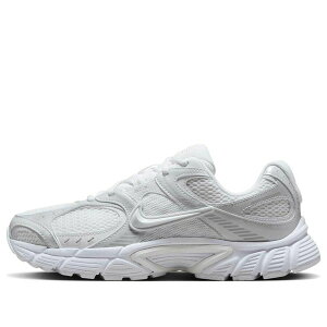 Nike �i�C�L ���f�B�[�X �X�j�[�J�[ �y(WMNS) Nike V5 RNR 'White Metallic Silver' HQ7901-101�z �T�C�Y US_W_12