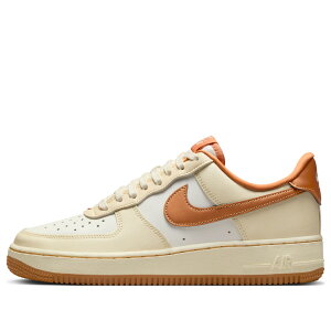Nike �i�C�L ���f�B�[�X �X�j�[�J�[ �y(WMNS) Nike Air Force 1 Low '07 'Coconut Milk Celestial Gold Copper' IO7391-113�z �T�C�Y US_5(22.0cm)
