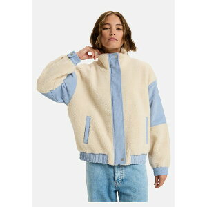 LV[ fB[X p[J[EXEFbgVc AE^[ Fleece jacket - tapioca